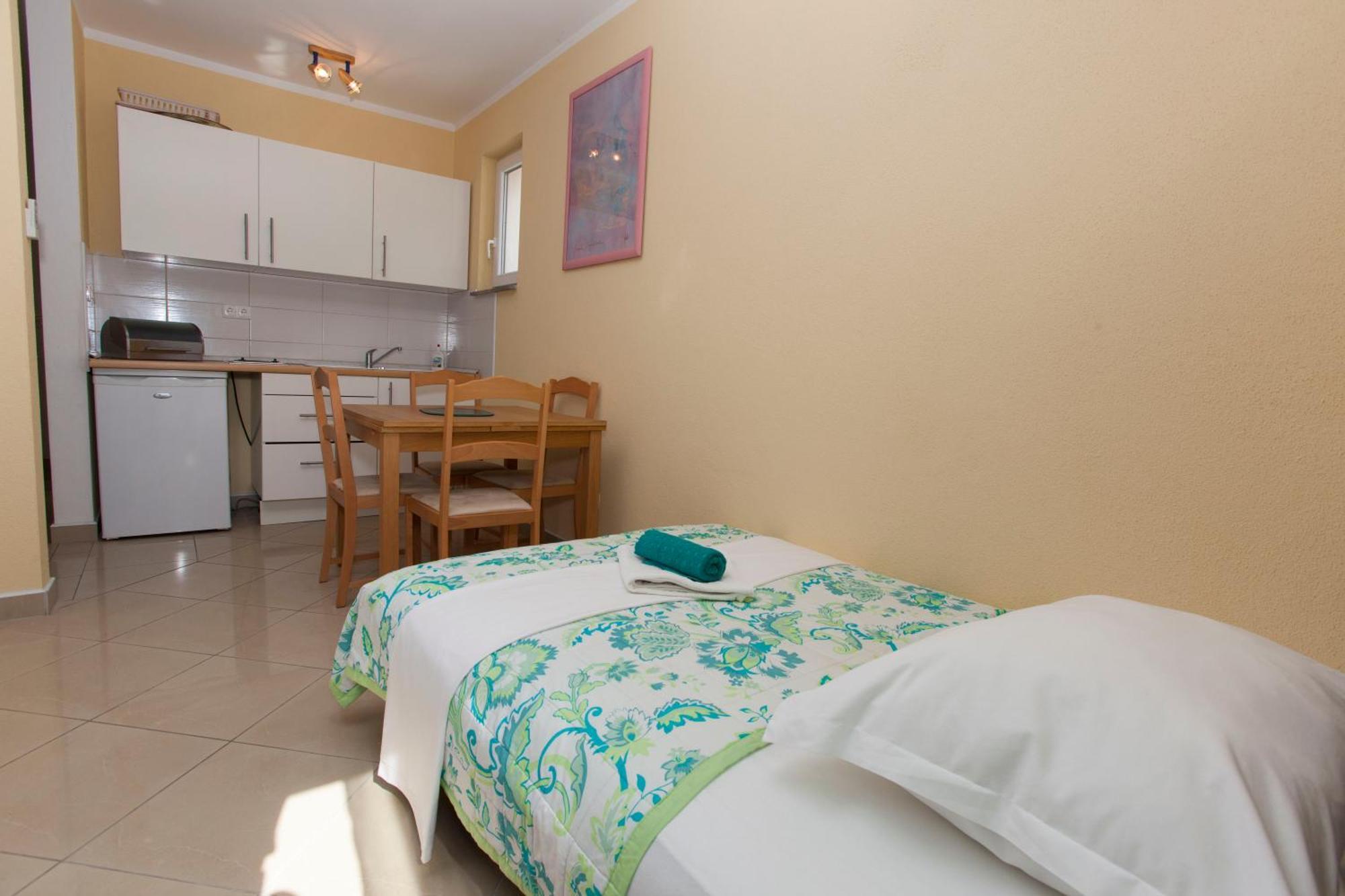 Apartments Damjanovic Makarská Pokoj fotografie