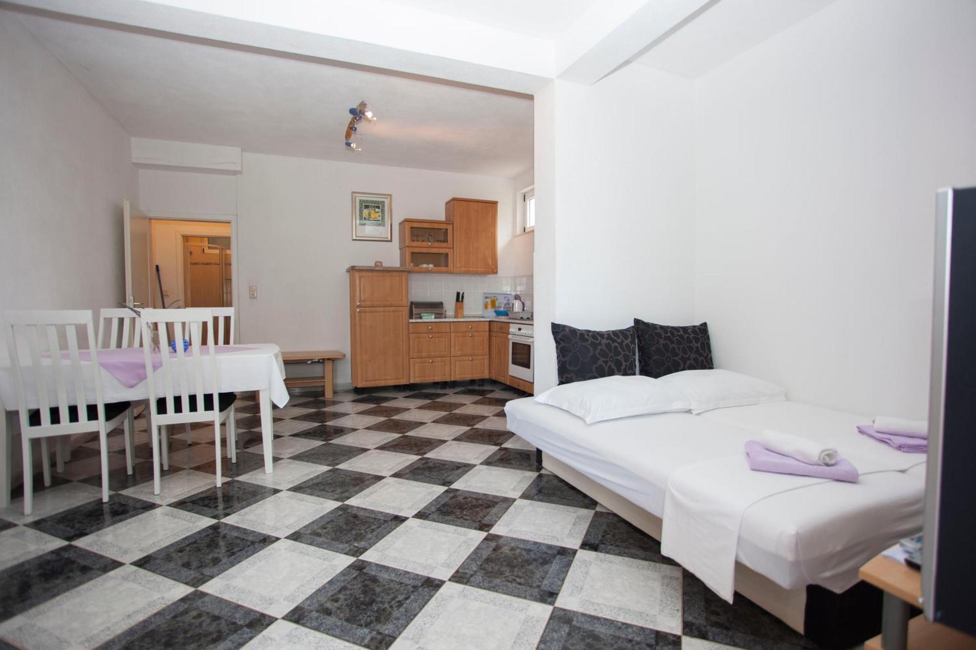 Apartments Damjanovic Makarská Pokoj fotografie